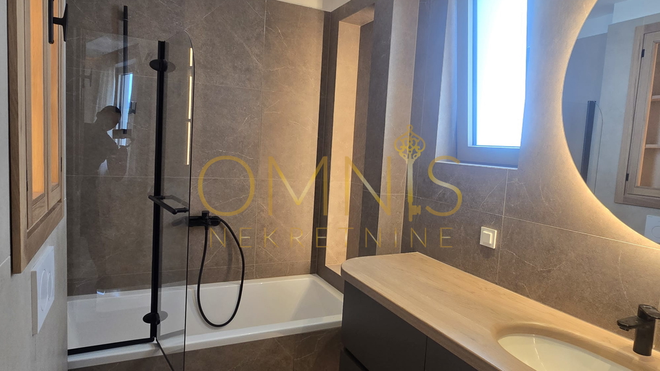 Opatija,centar,2S+DB,85m2,pogled na more,najam
