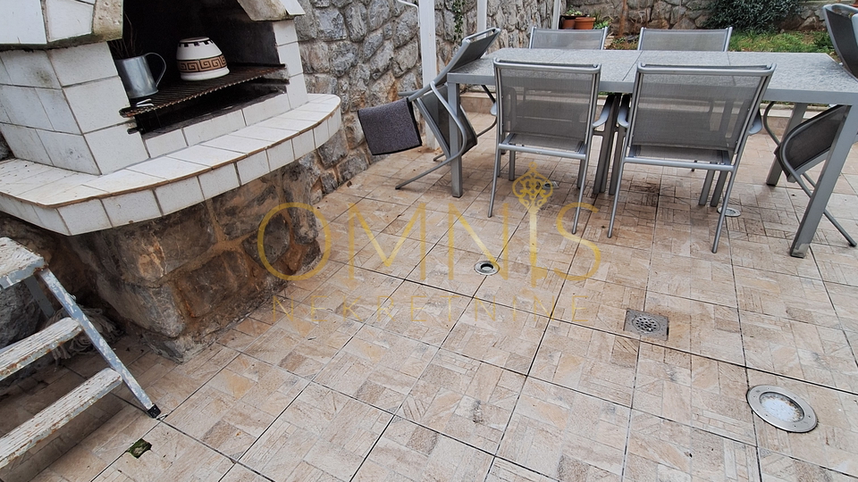 Rijeka, Zamet - House floor, 2 bedrooms + living room with a yard