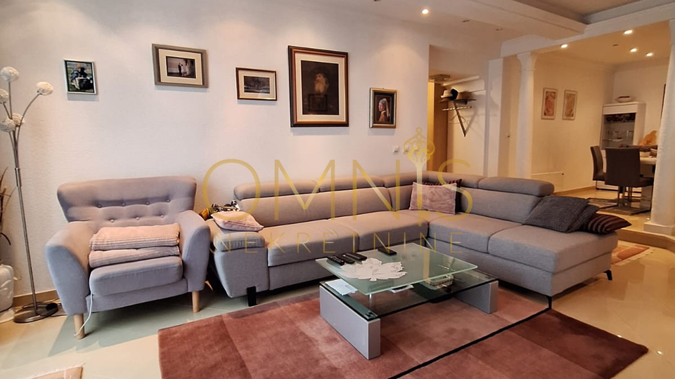 Rijeka, Zamet - House floor, 2 bedrooms + living room with a yard