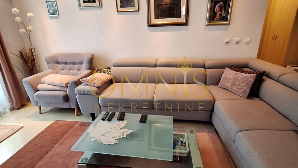 Rijeka, Zamet - House floor, 2 bedrooms + living room with a yard