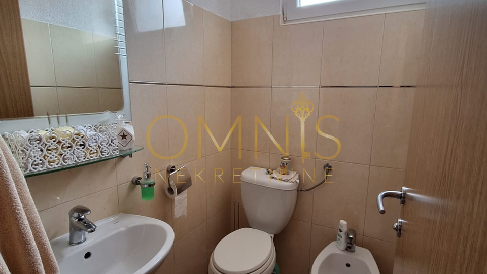 Rijeka, Zamet - House floor, 2 bedrooms + living room with a yard