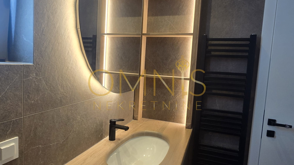 Opatija,centar,2S+DB,85m2,pogled na more,najam