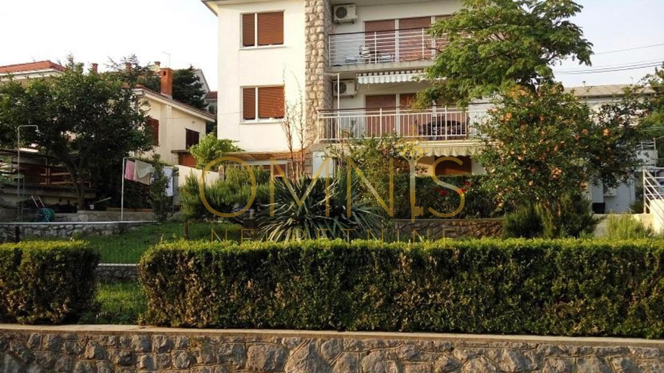Selce,3 apartmana u prizmelju 121m2,prodaja!