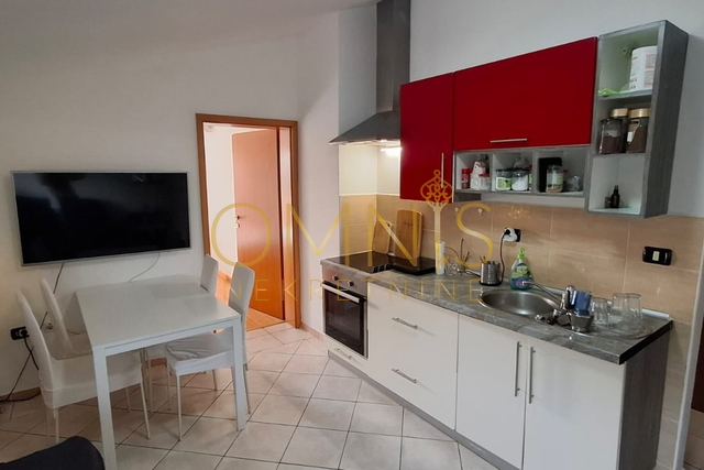 Istria, Pula, classic 1-room apartment, 38m2, for sale!
