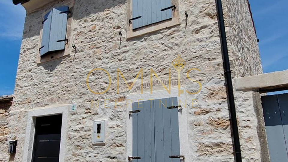 Istra,Vodnjan,69m2,1S+DB,prodaja!