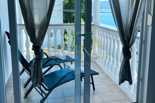 Villa  – Privatna kuća za odmor s bazenom i pogledom na more