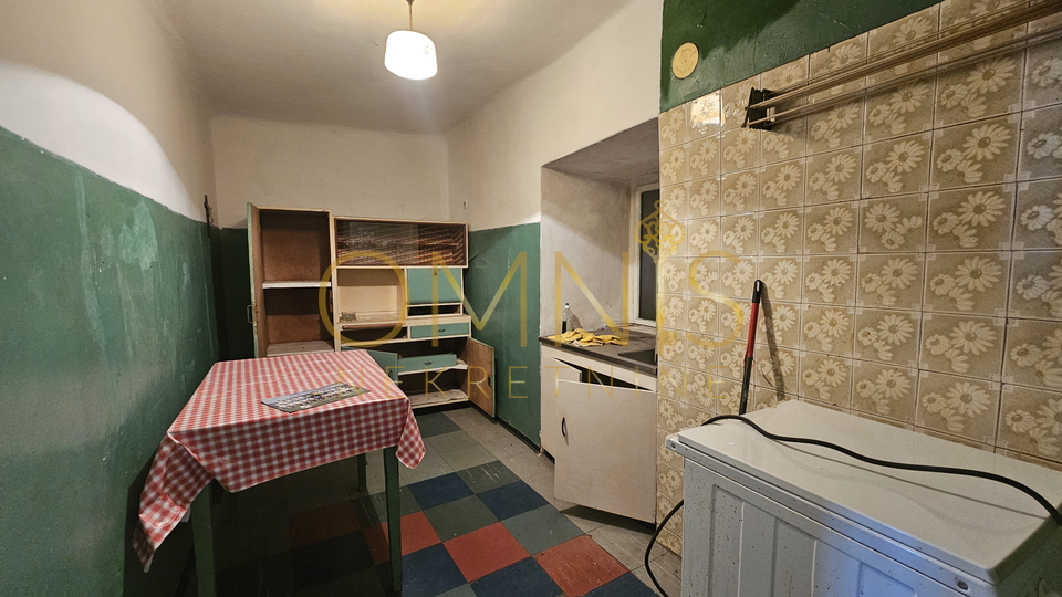Rijeka, Rastočine, starina za adaptaciju