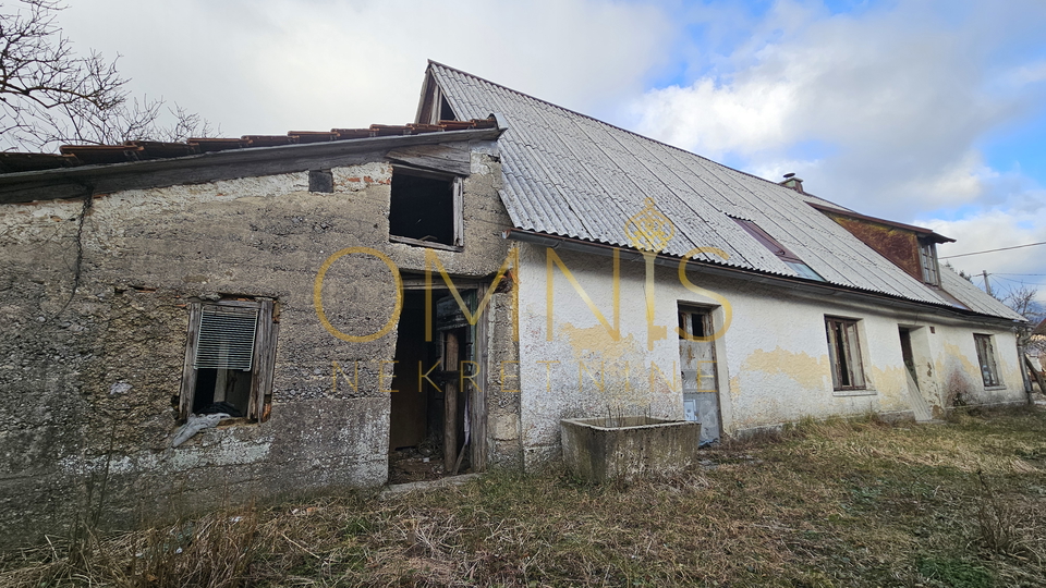 Fužine, Lič - starina za potpunu adaptaciju