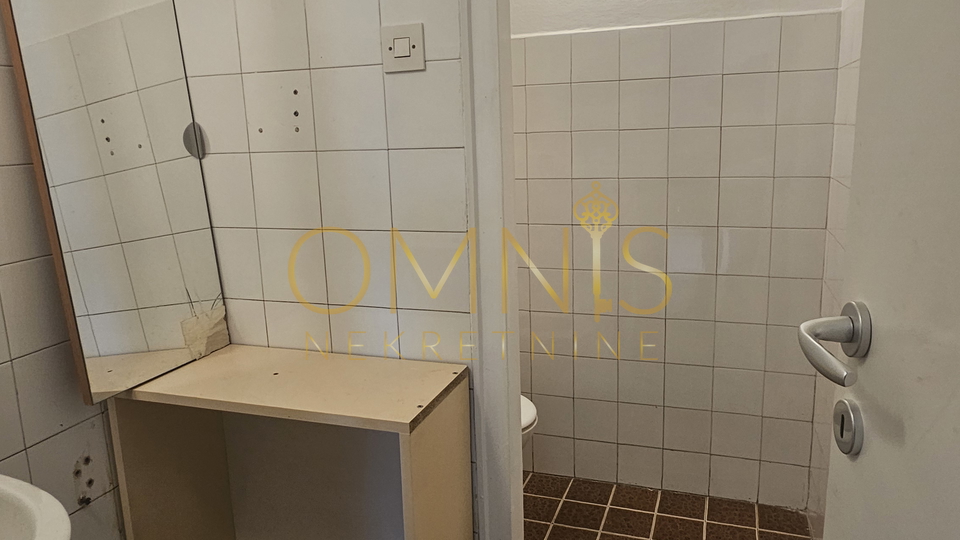 Rijeka, Turnić - poslovni prostor na dobroj lokaciji