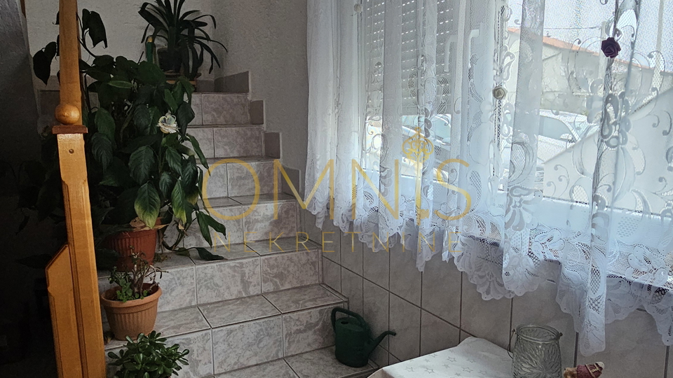Senj - samostojeća obnovljena kuća