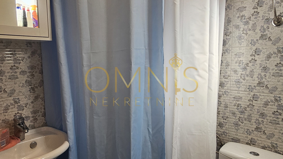 Novi Vinodolski - uređena kuća nedaleko plaže