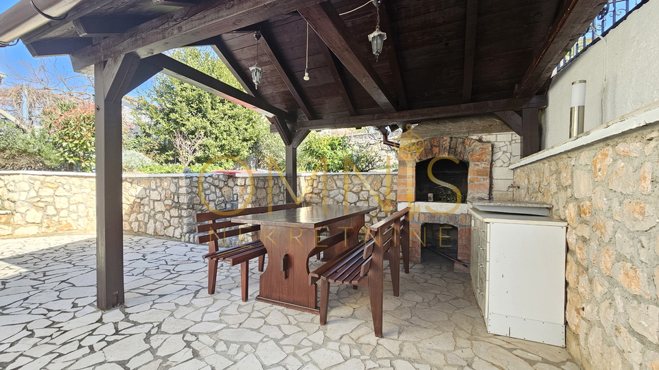 Novi Vinodolski - uređena kuća nedaleko plaže