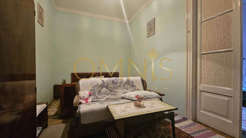 Rijeka, Centar - stan, 3S kl., 77 m2
