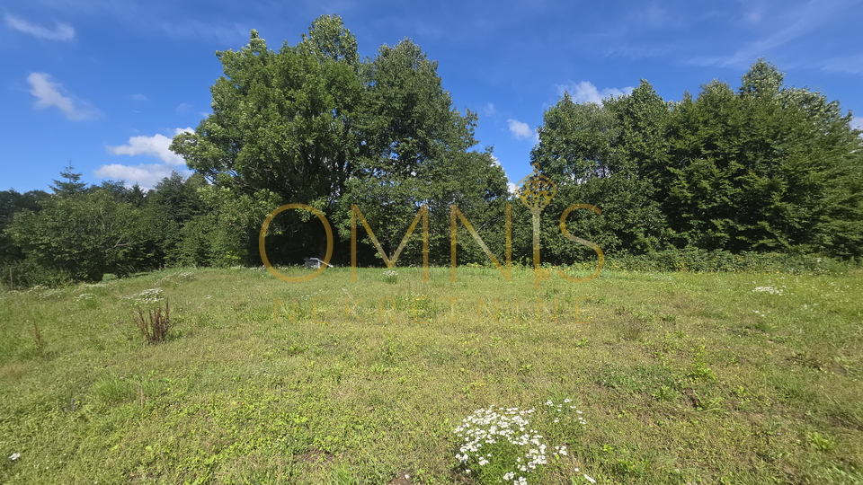 Ravna Gora -građevno zemljište, 691 m2, izvrsna lokacija!