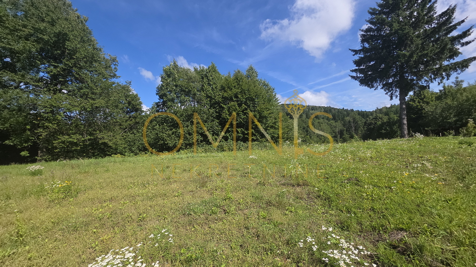 Ravna Gora -građevno zemljište, 691 m2, izvrsna lokacija!