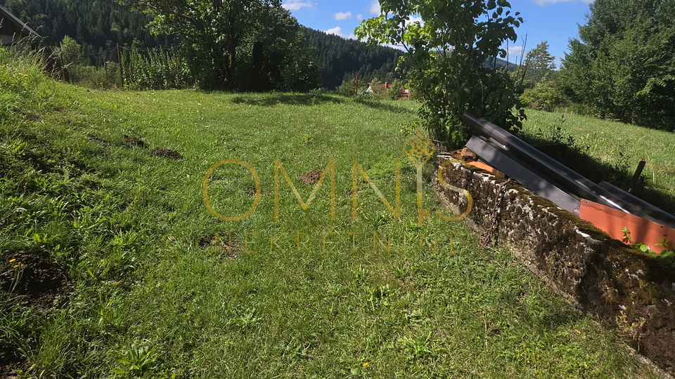 Ravna Gora -građevno zemljište, 691 m2, izvrsna lokacija!