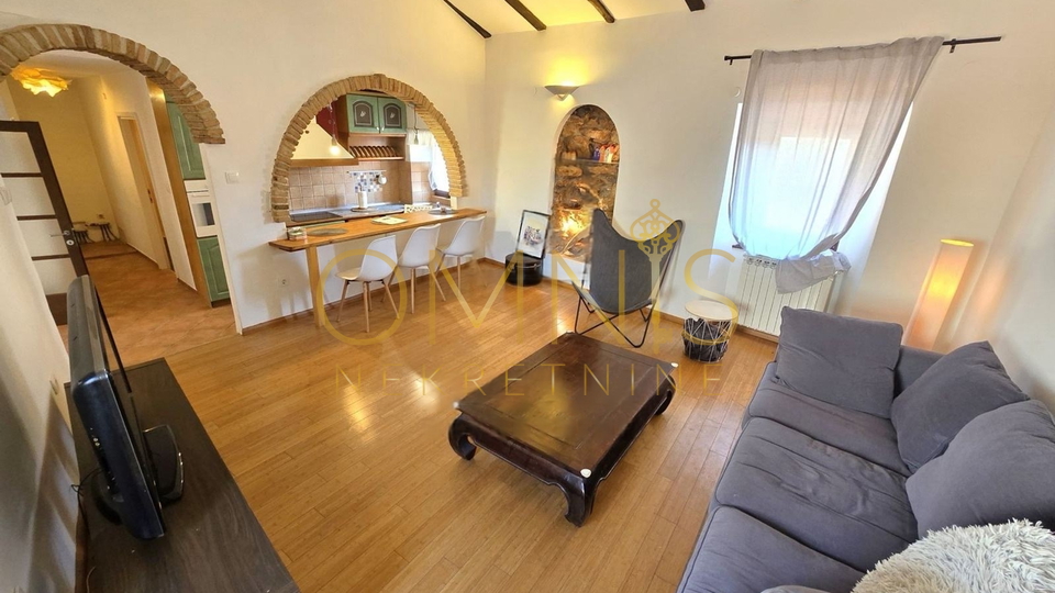 Trsat,centar,kuća s dvije stambene jedinice-62,86 m2 + 21,02 m2,prodaja!
