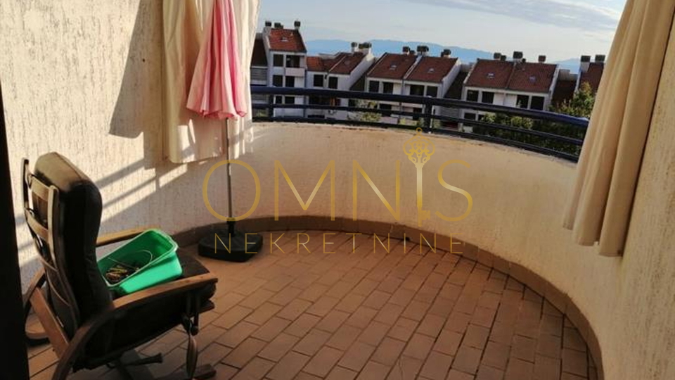 Rijeka, Krnjevo 3-bedroom + living room apartment for rent for 10-12 workers!