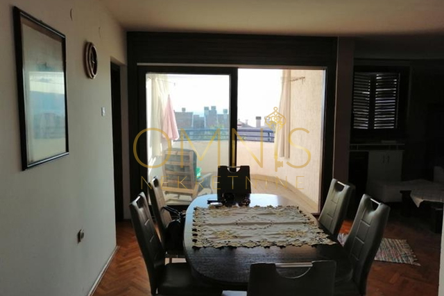 RIJEKA, KRNJEVO- 3S+DB, BALKON!!