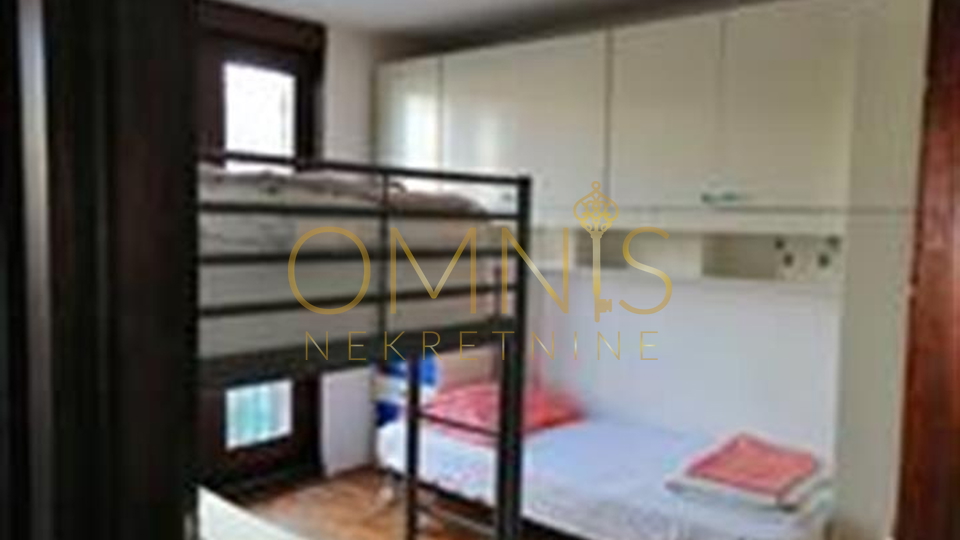 Rijeka, Krnjevo 3-bedroom + living room apartment for rent for 10-12 workers!