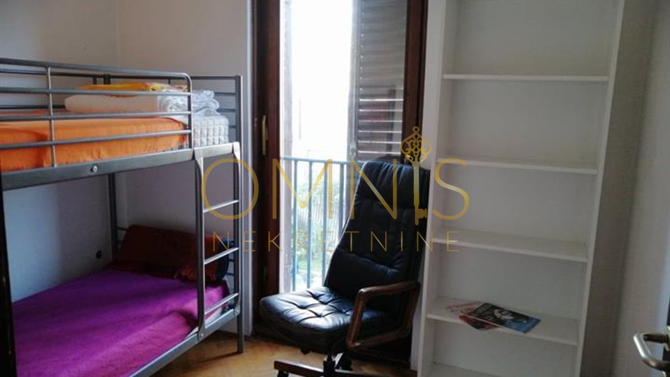 Rijeka, Krnjevo 3-bedroom + living room apartment for rent for 10-12 workers!