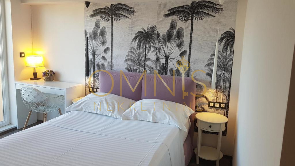 PAG – OBITELJSKI HOTEL 50 m OD MORA! 600 m² – IZVRSNA INVESTICIJA