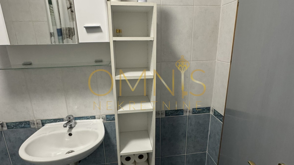 Stan na Srdočima, 53,79 m², 1. kat – djelomično namješten, s dvije loggie