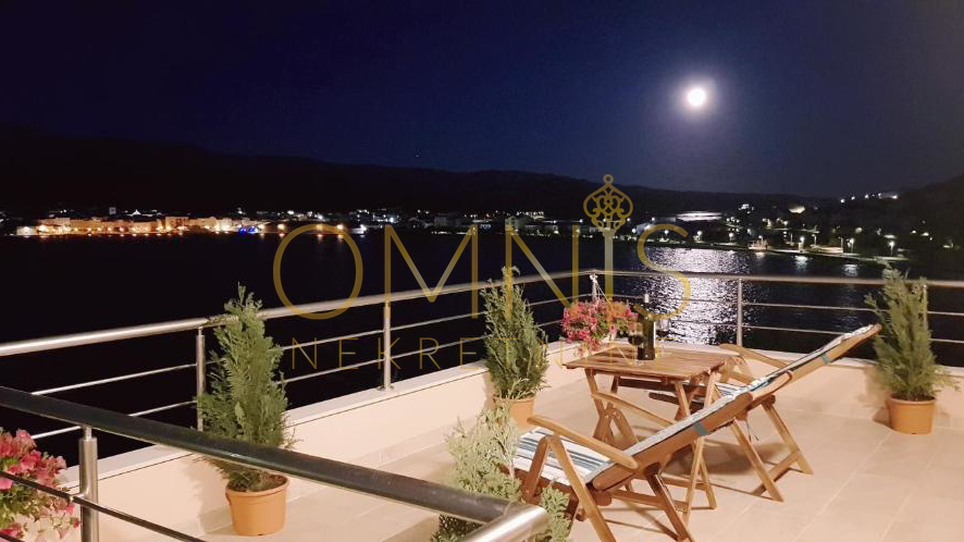 PAG – OBITELJSKI HOTEL 50 m OD MORA! 600 m² – IZVRSNA INVESTICIJA