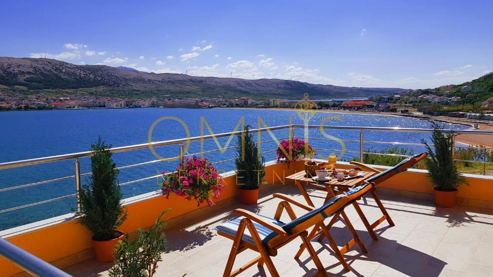 PAG – OBITELJSKI HOTEL 50 m OD MORA! 600 m² – IZVRSNA INVESTICIJA