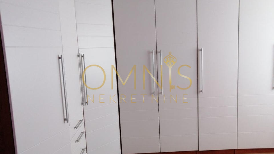 Rijeka ,Turnić 2S+DB prodaje se uređen stan 80m2