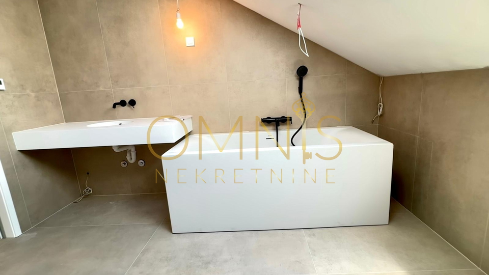 Opatija, center, penthouse with sea view, for sale!