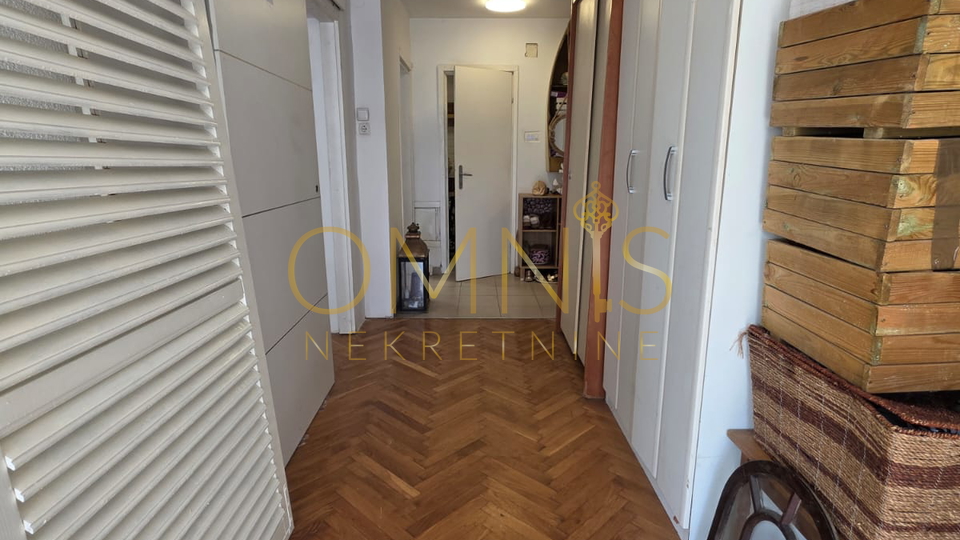 Crikvenica – 3S+ DB, 115 m², s terasom 37 m² i pogledom na more, 300 m od plaže!