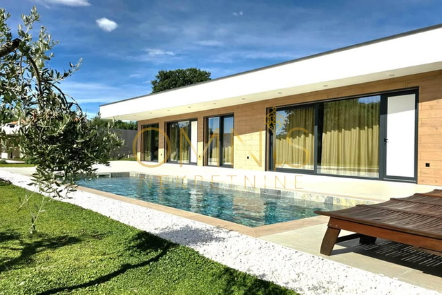 Istra,Labin-3S+DB,vila sa bazenom,792m2,prodaja!