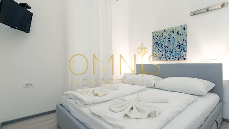 Rijeka, Centar -tri moderno uređena apartmana na Korzu, prodaja!