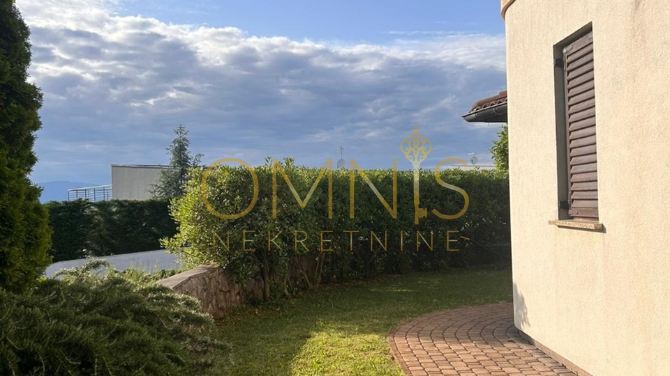 Krk, Malinska, 74m2, for sale!