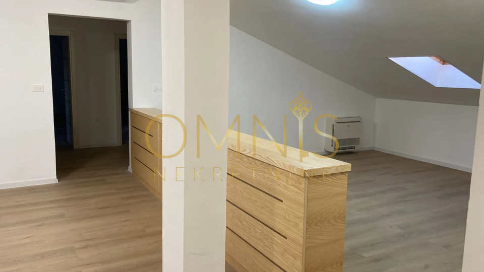 Rovinj,potkrovlje,2S+DB,116m2,prodaja!