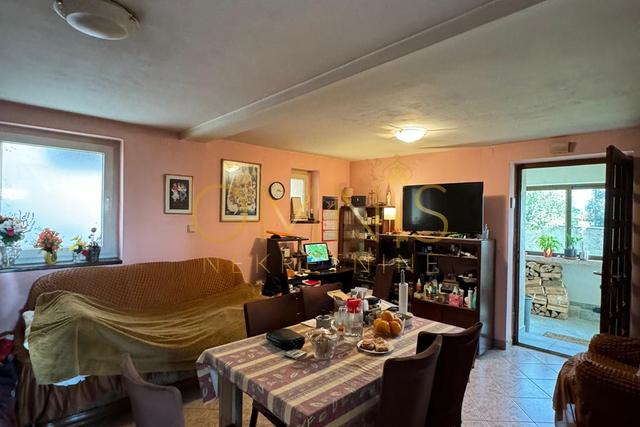 Rijeka, Pulac - samostojeća kuća, 159m2 + 70m2 okućnica, garaža