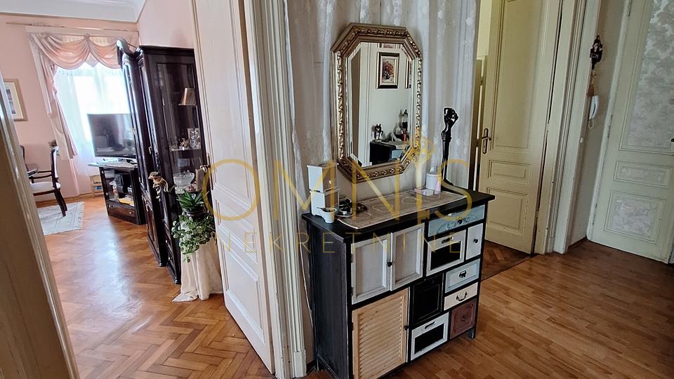 Rijeka, Belveder , na prodaji je 3S +DB ,114 m2  godspodskog prostora