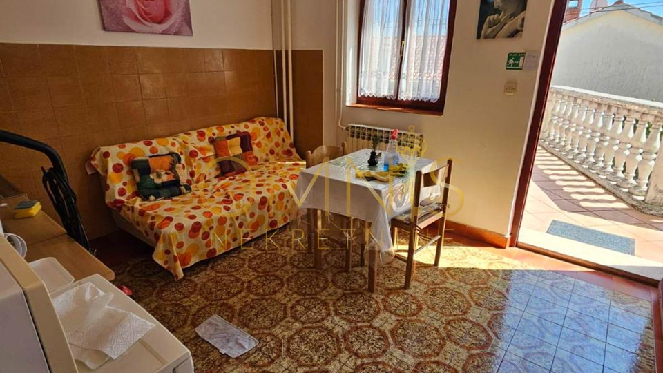 Opatija, Pobri -1S kl, stan s terasom, najam!