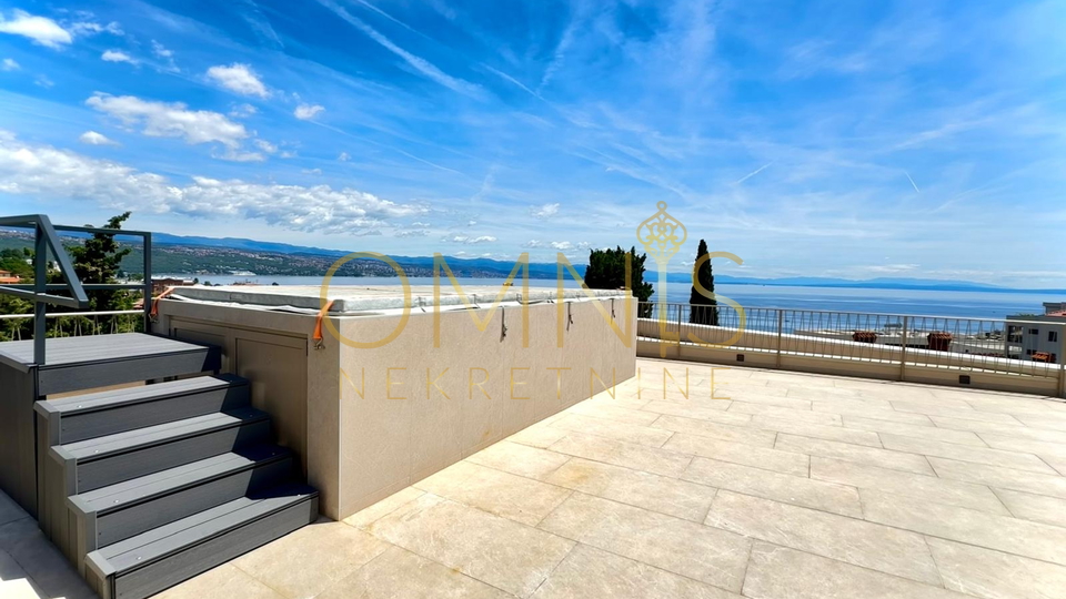 Opatija, center, penthouse with sea view, for sale!