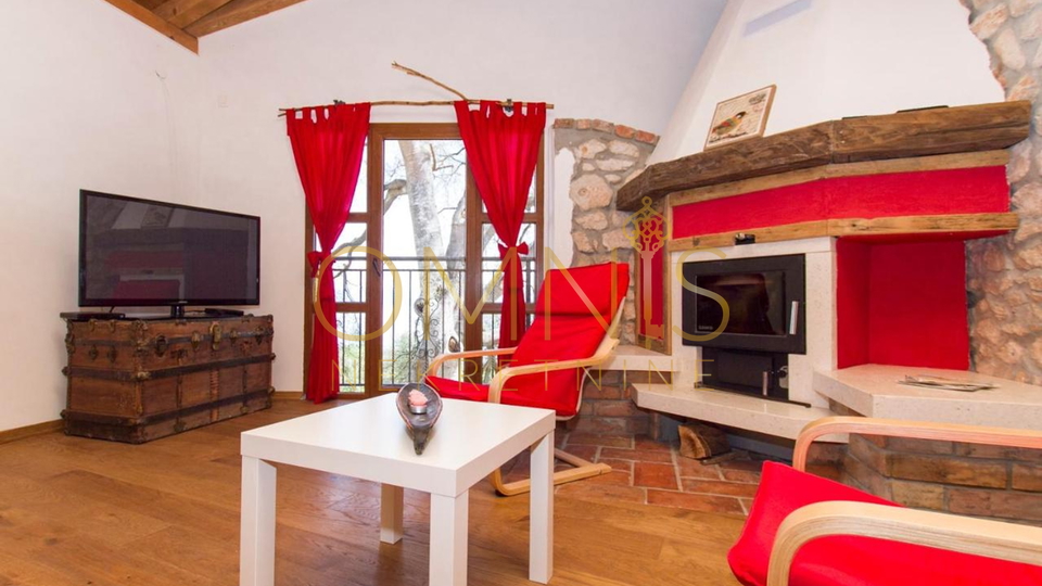 OPATIJA, BRSEČ- kamena villa na prekrasnoj lokaciji!