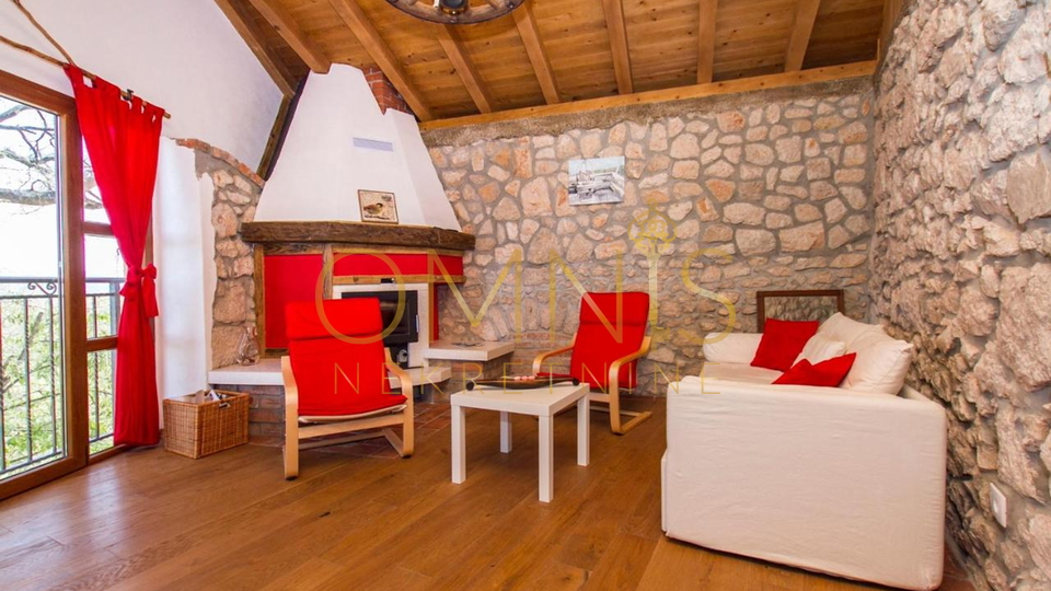 OPATIJA, BRSEČ- kamena villa na prekrasnoj lokaciji!