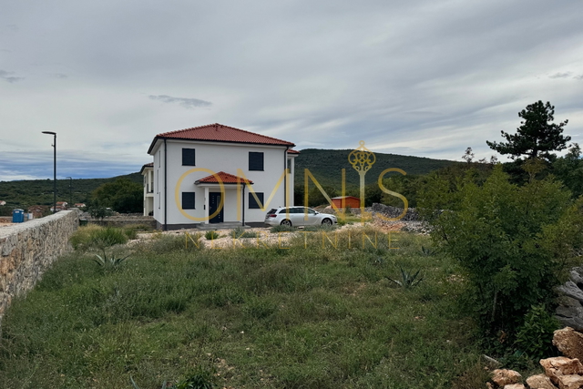 Krk, Vrbnik - 152m2, 4 bedrooms + living room, house for sale!