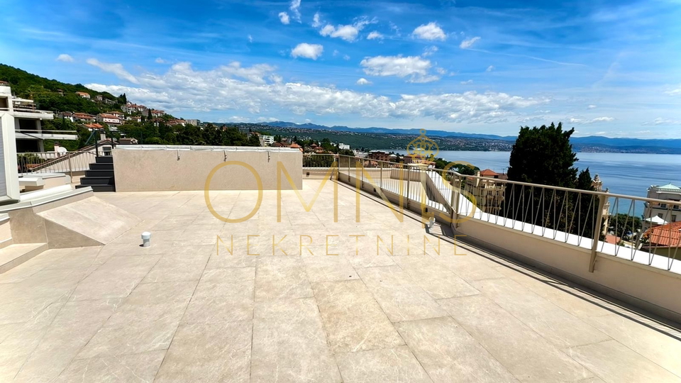 Opatija, center, penthouse with sea view, for sale!