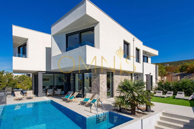 House, 330 m2, For Sale, Kostrena