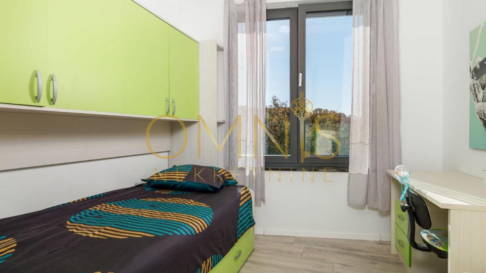 House, 330 m2, For Sale, Kostrena