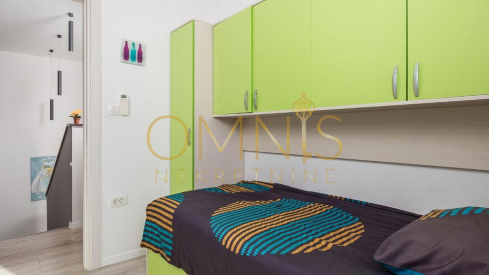 House, 330 m2, For Sale, Kostrena