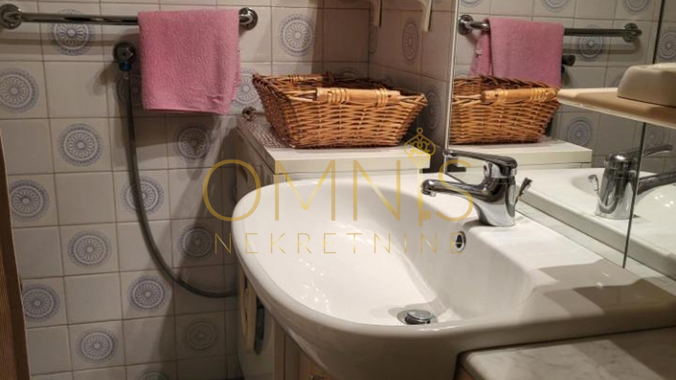 Rijeka, Centar -1Skl, stan u centru grada s terasom, najam!