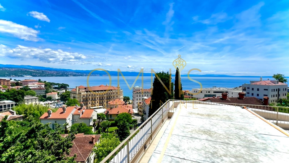Opatija, center, penthouse with sea view, for sale!