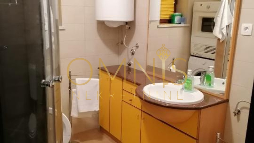 Bakar 3S+DB, etaža 120 m2, pogled na Bakarski zaljev, najam!